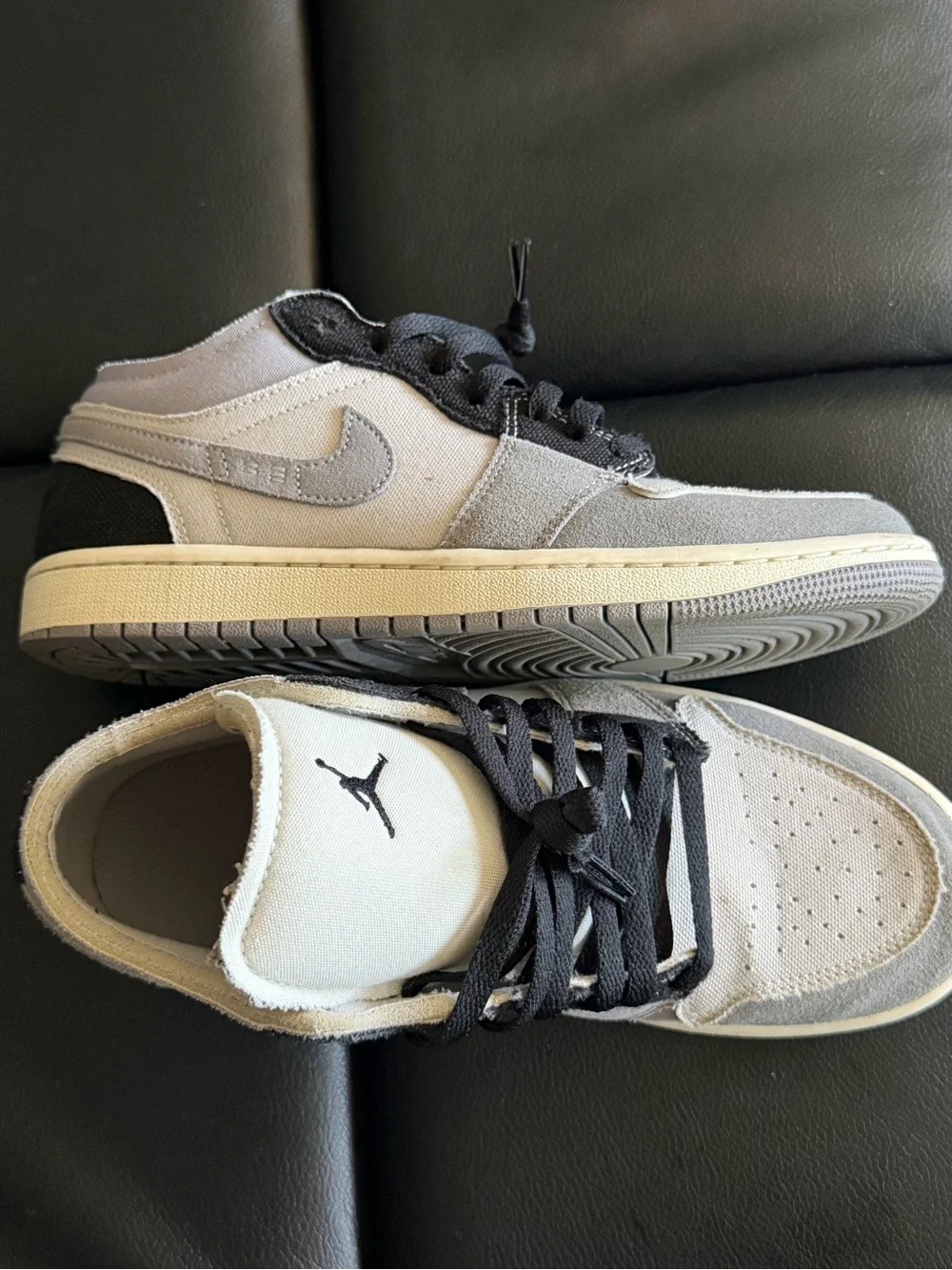 Jordan Low-Top Sneakers in Light Grey and Black